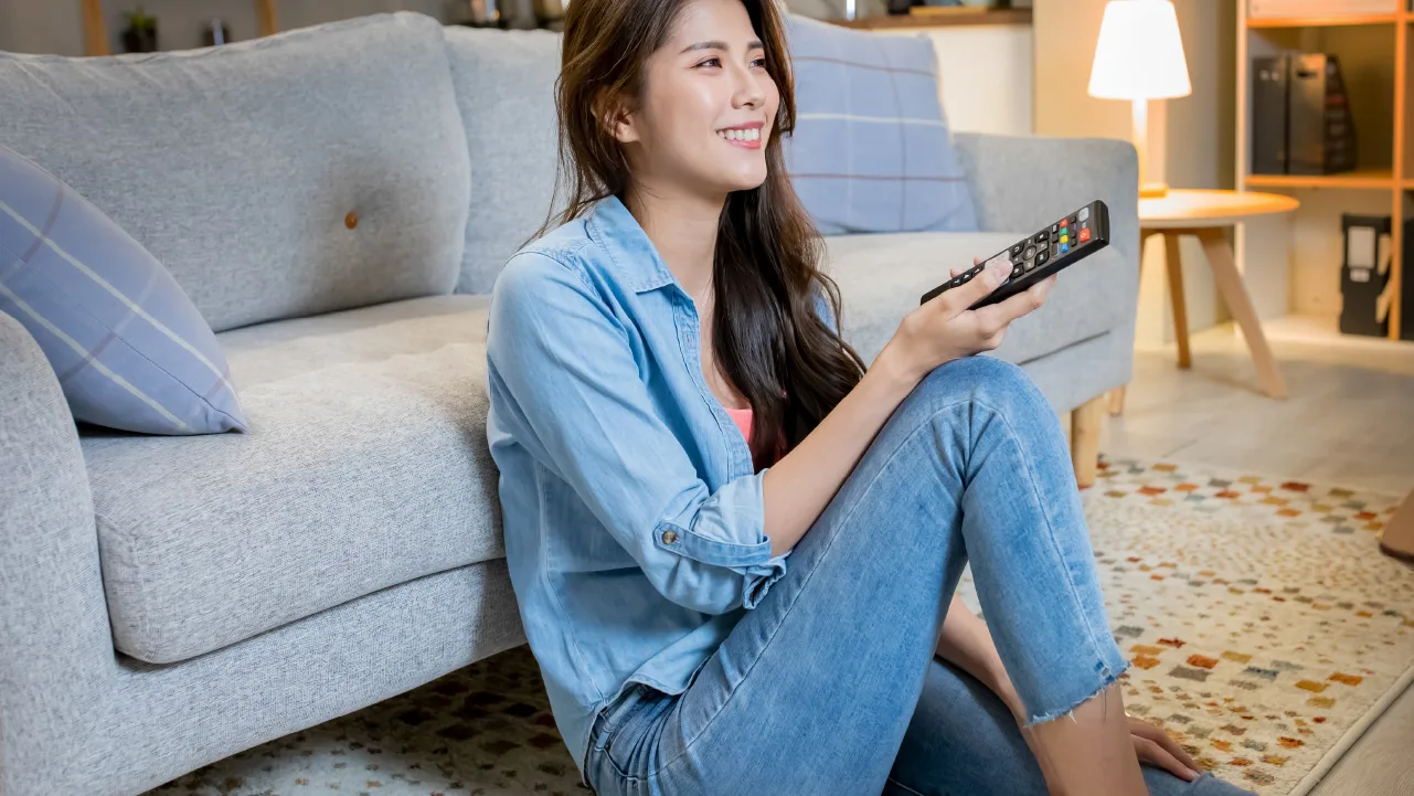 SOC_3 ways your debt could leads to bad credit FAST_V1-R3_1280x720_04.jpg