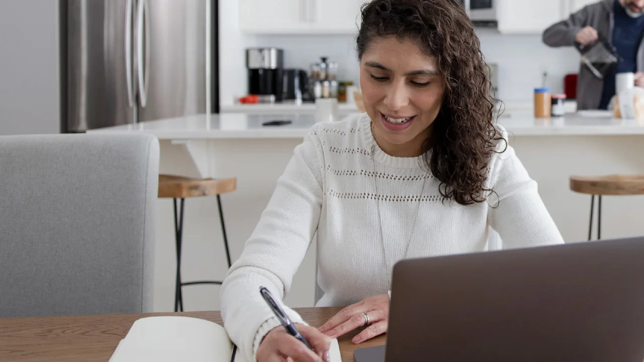 SOC_Get back on track after debt tips_V1-R2_1280x720_02 (1).jpg