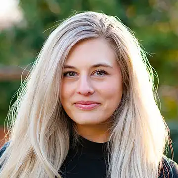 author Madison VonSosen profile photo